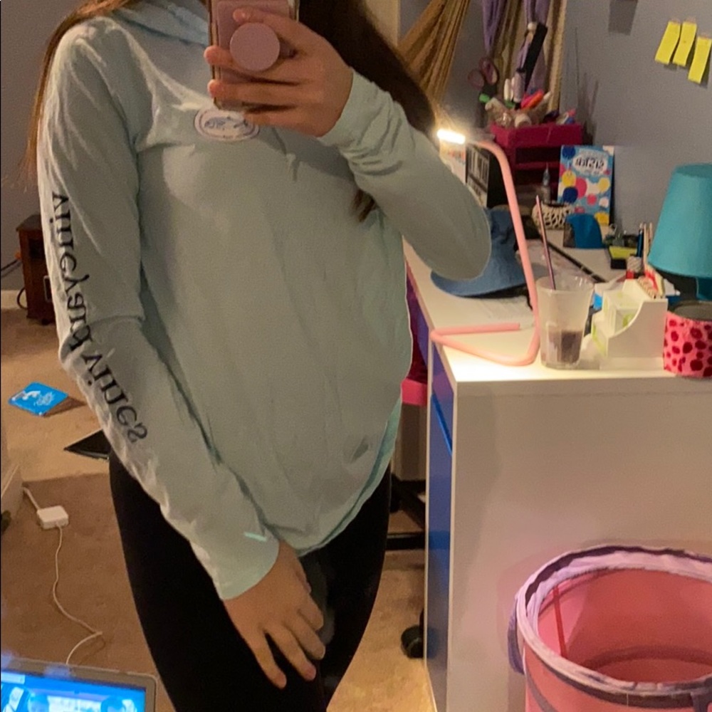 Vineyard vines shirt